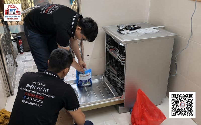 Sửa Máy Rửa Chén Tại Nhà Bình Tân | Kỹ Thuật HT Kiểm Tra Lỗi 9 Điện Tử HT - sửa máy rửa chén Bình Tân tại nhà uy tín